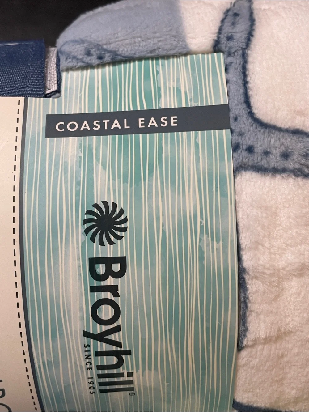 Velvet Throw Blankets set of 2 NWT coastal theme soft & light beautiful colors